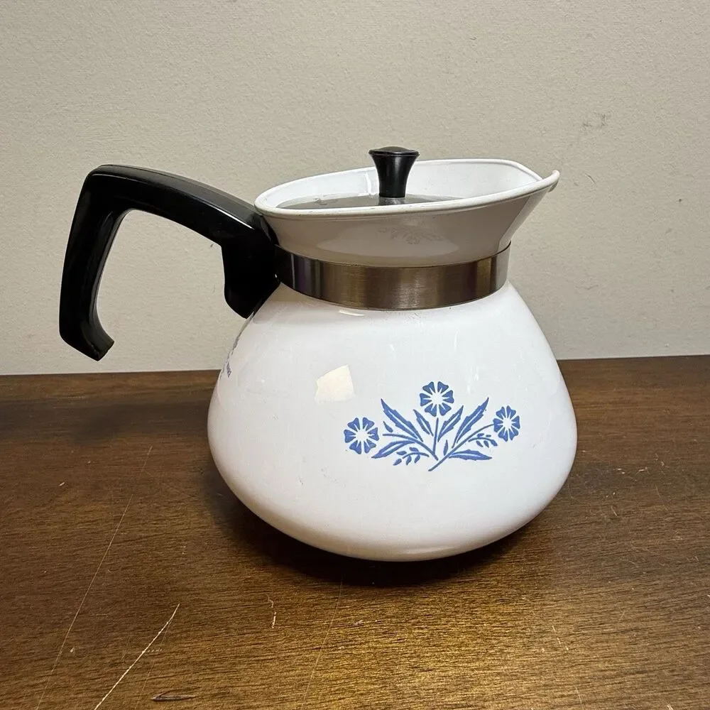 Vintage Corning Ware Blue Cornflower 6 Cup Teapot with Lid